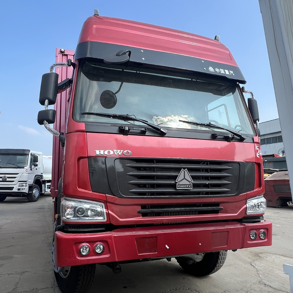 SINOTRUK HOWO - شاحنة صندوقية: صورة 2 SINOTRUK HOWO - شاحنة صندوقية: صورة 2