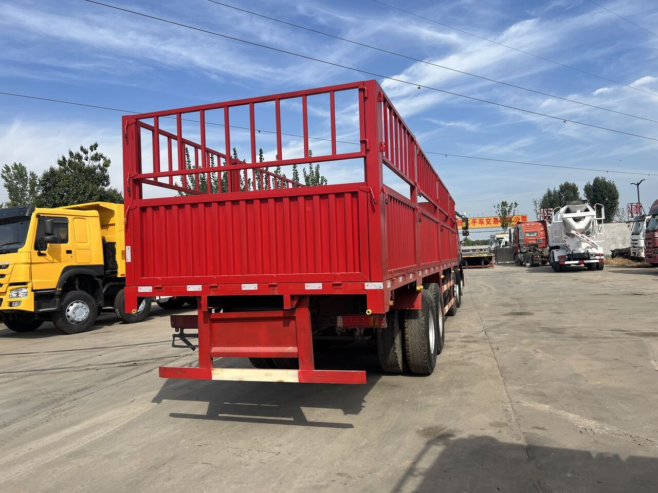 Sinotruk Howo Howo 8*4 - شاحنات مسطحة: صورة 4 Sinotruk Howo Howo 8*4 - شاحنات مسطحة: صورة 4