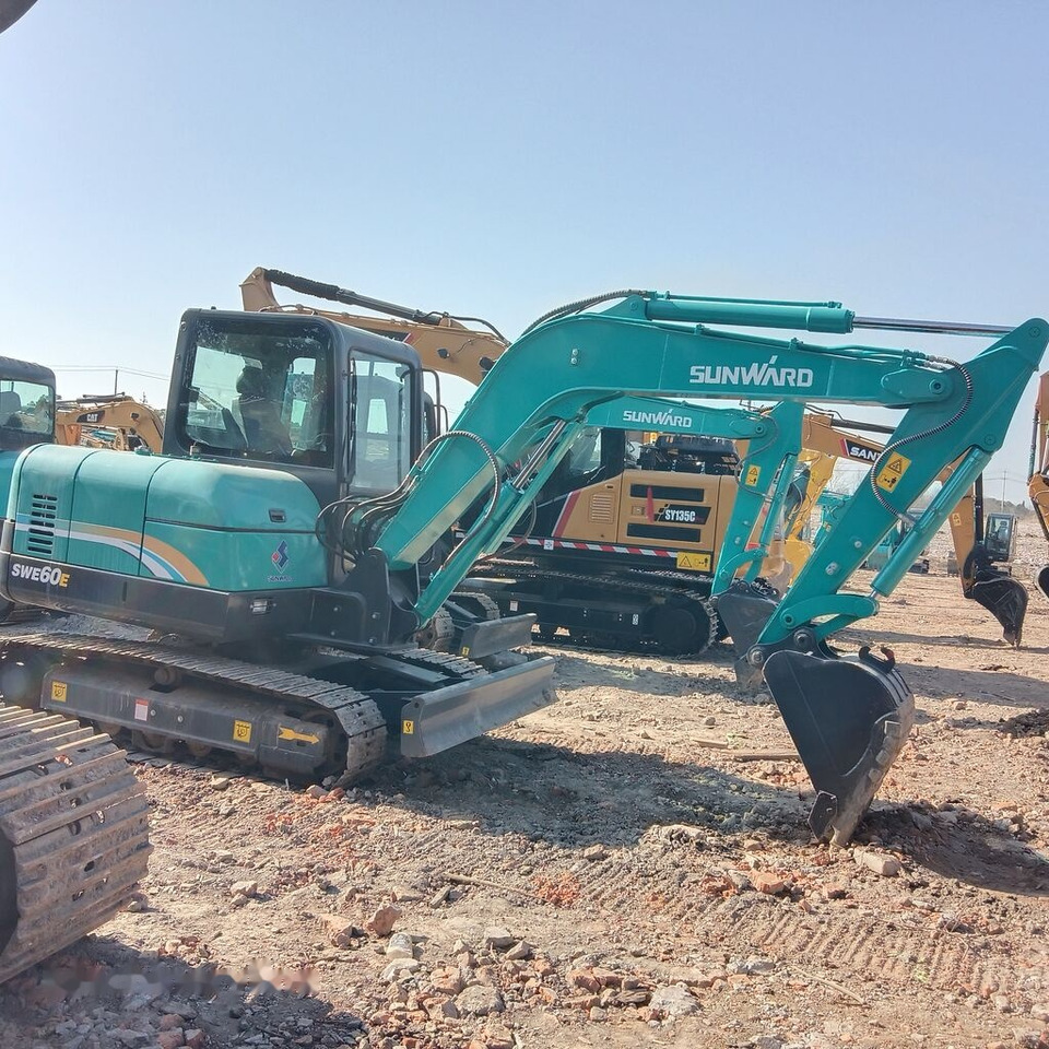Sunward SWE60E - حفار صغير: صورة 2 Sunward SWE60E - حفار صغير: صورة 2