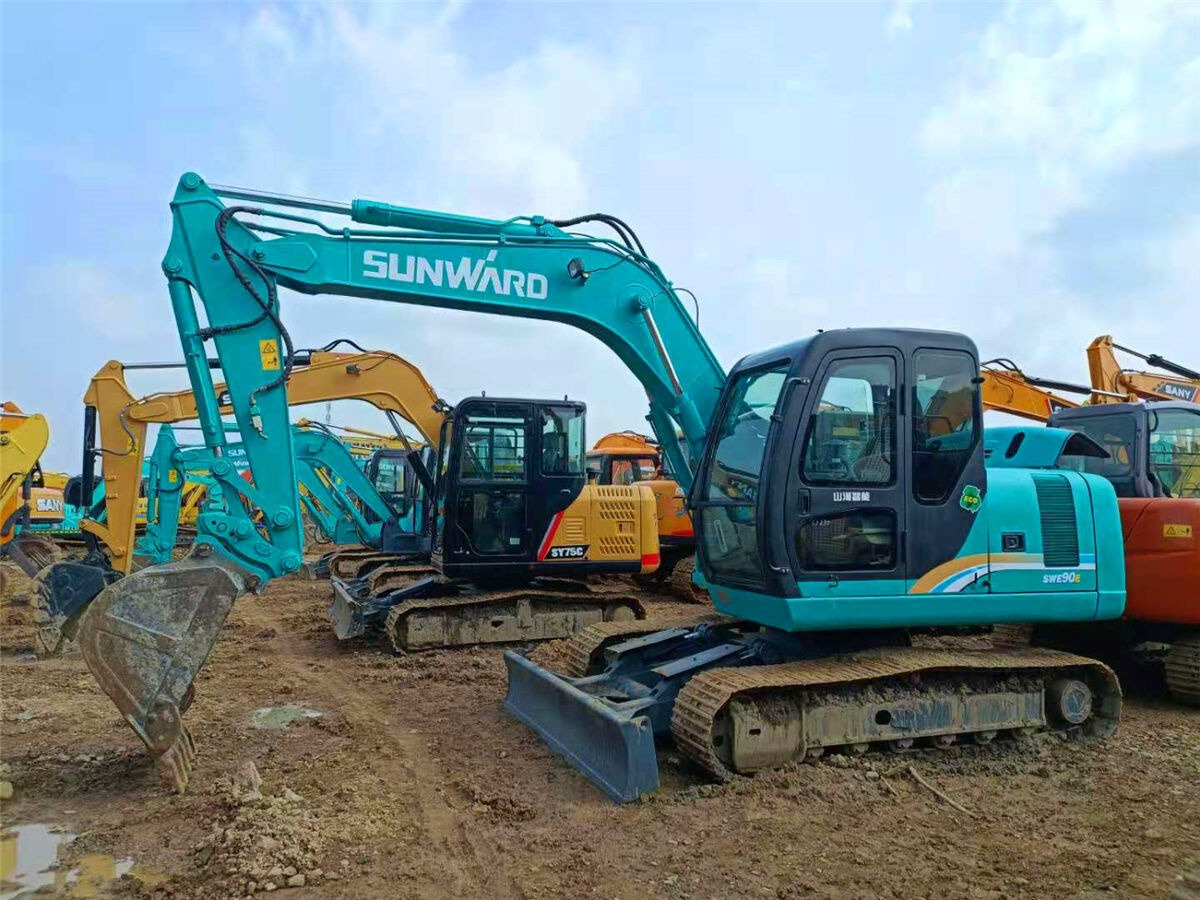 Sunward SWE90 - حفار زاحف: صورة 1 Sunward SWE90 - حفار زاحف: صورة 1