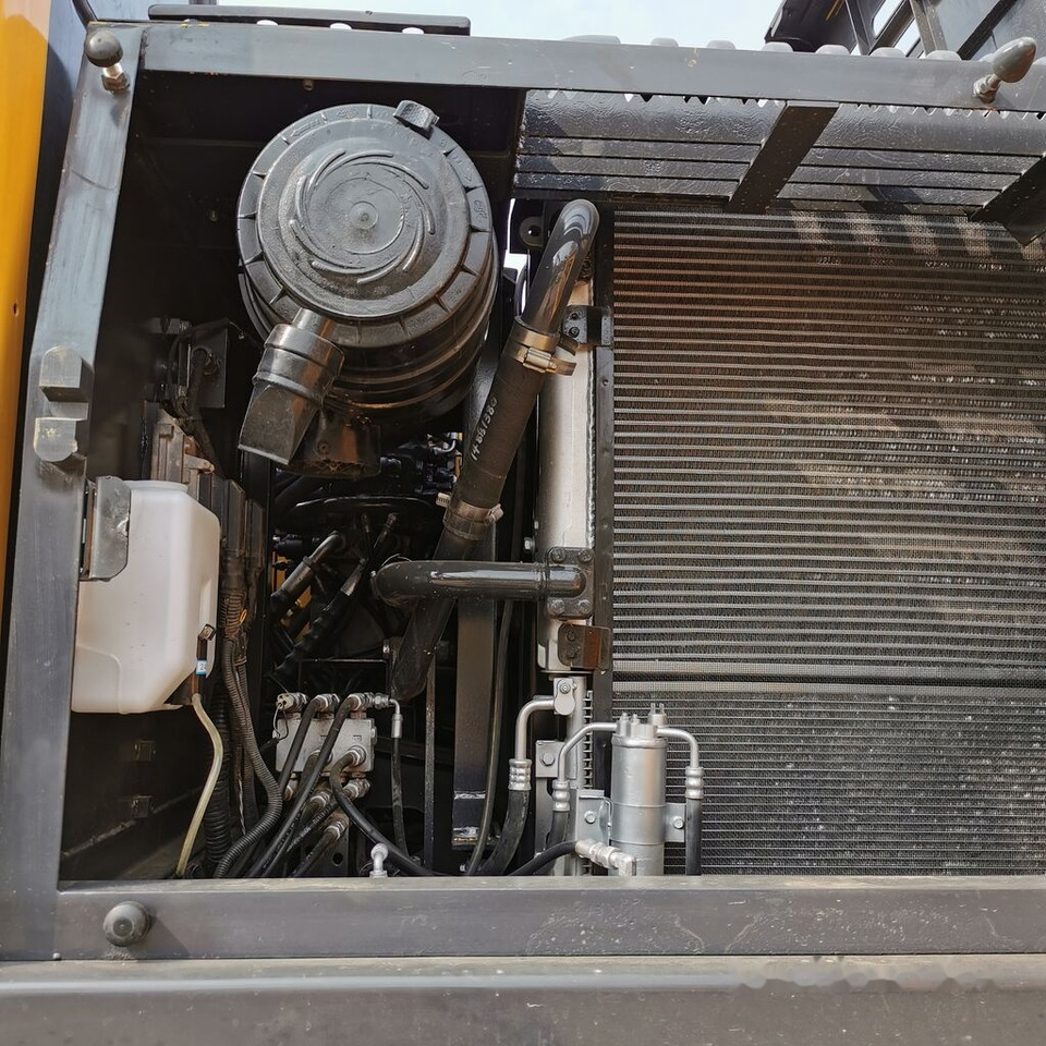 حفار زاحف Volvo EC140: صورة 10 حفار زاحف Volvo EC140: صورة 10