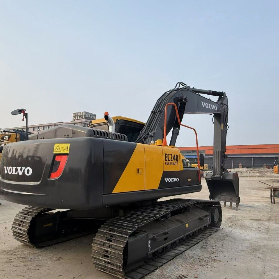 Volvo EC240 - حفار زاحف: صورة 4 Volvo EC240 - حفار زاحف: صورة 4