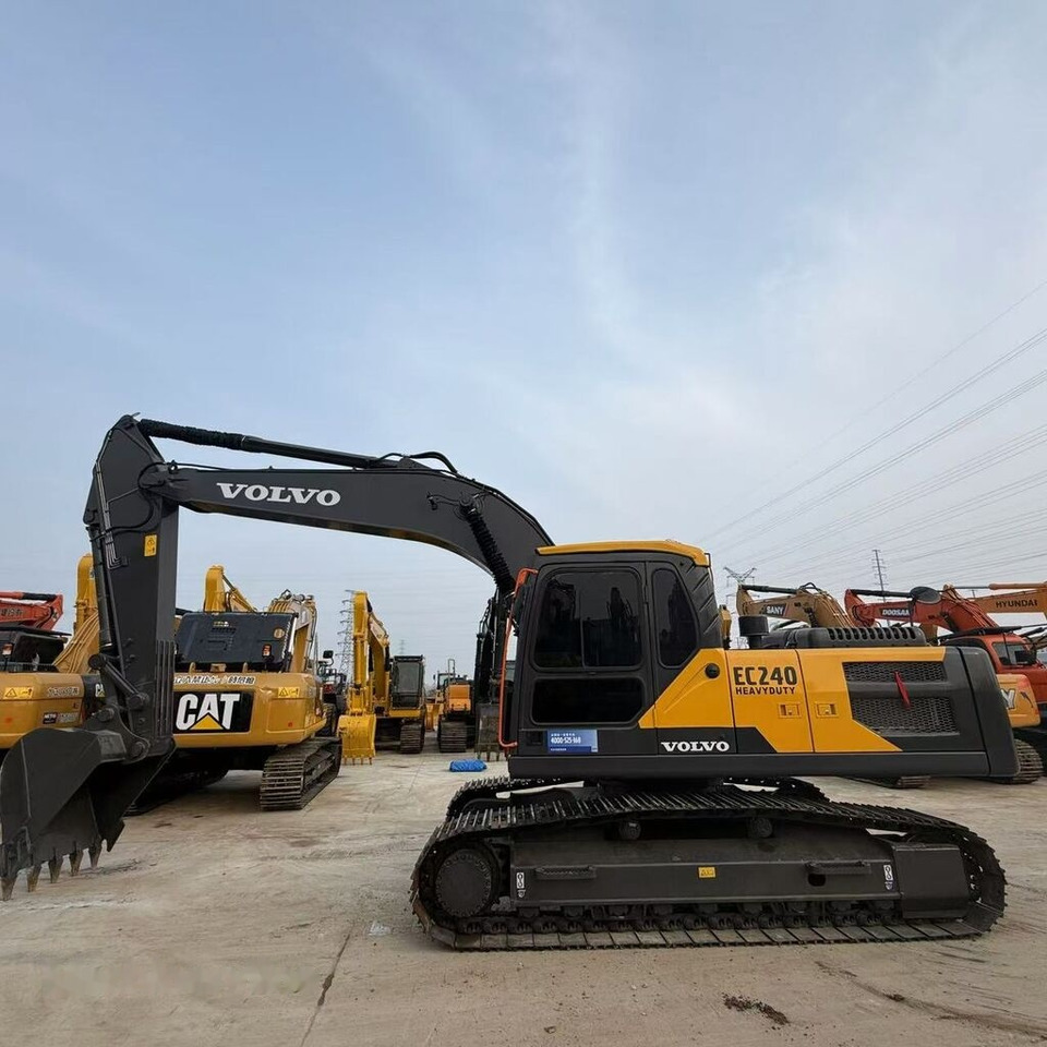 Volvo EC240 - حفار زاحف: صورة 3 Volvo EC240 - حفار زاحف: صورة 3