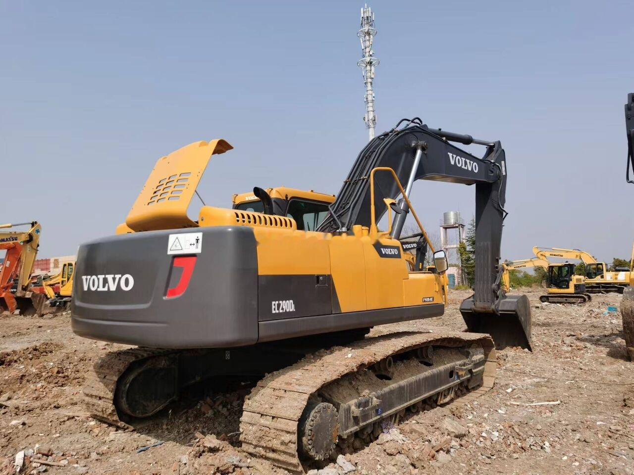 Volvo EC290D - حفار زاحف: صورة 2 Volvo EC290D - حفار زاحف: صورة 2