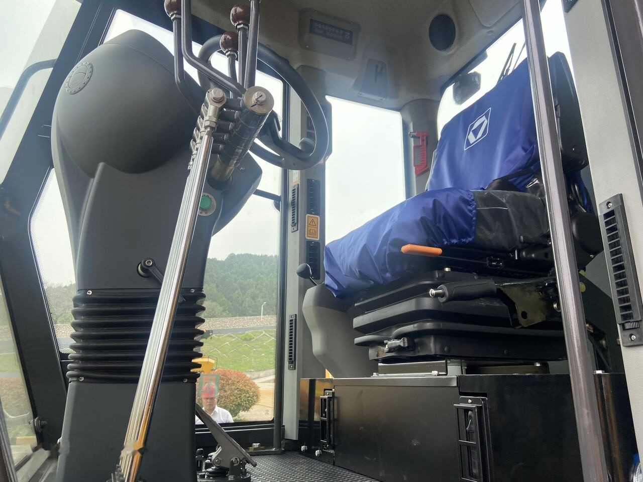 ماكينة تسوية للبيع XCMG GR165 GR215 NEW: صورة 17 ماكينة تسوية للبيع XCMG GR165 GR215 NEW: صورة 17