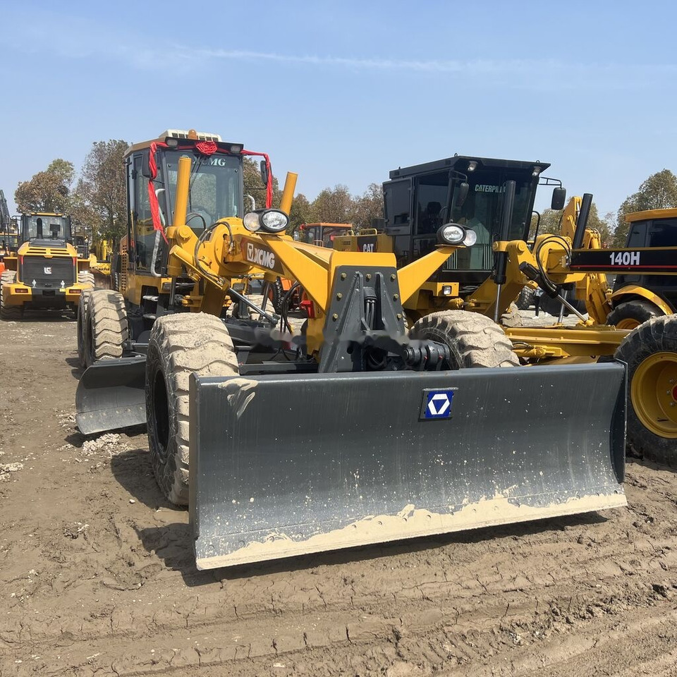 XCMG GR2153 - ماكينة تسوية: صورة 2 XCMG GR2153 - ماكينة تسوية: صورة 2