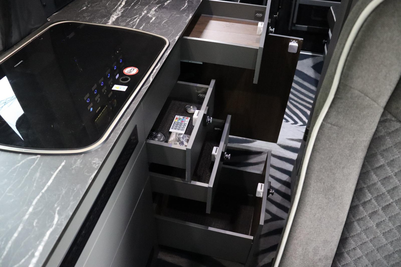 Mercedes-Benz Sprinter - كرفان فان: صورة 3 Mercedes-Benz Sprinter - كرفان فان: صورة 3