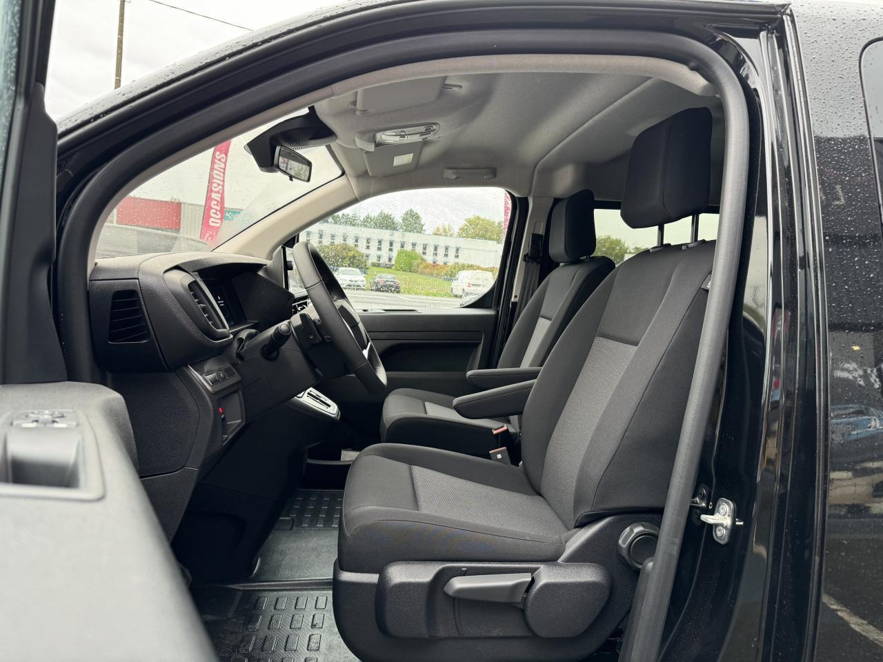 Citroen Jumpy M 2.0 BLUEHDI 180CH S&S CABINE APPROFONDIE FIXE EAT8 - الشاحنات الصغيرة كابينة مزدوجة: صورة 5 Citroen Jumpy M 2.0 BLUEHDI 180CH S&S CABINE APPROFONDIE FIXE EAT8 - الشاحنات الصغيرة كابينة مزدوجة: صورة 5