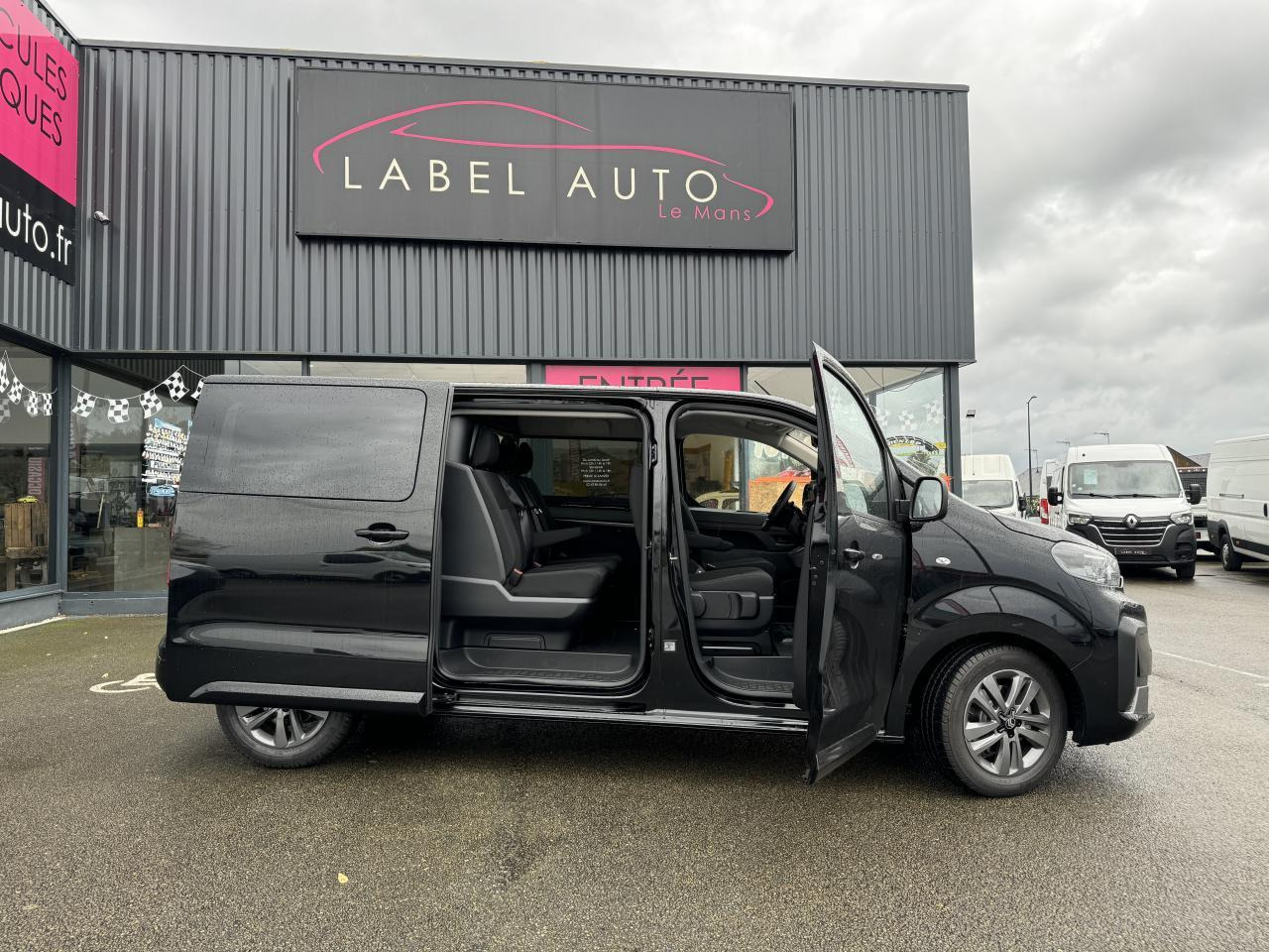 Citroen Jumpy M 2.0 BLUEHDI 180CH S&S CABINE APPROFONDIE FIXE EAT8 - الشاحنات الصغيرة كابينة مزدوجة: صورة 1 Citroen Jumpy M 2.0 BLUEHDI 180CH S&S CABINE APPROFONDIE FIXE EAT8 - الشاحنات الصغيرة كابينة مزدوجة: صورة 1