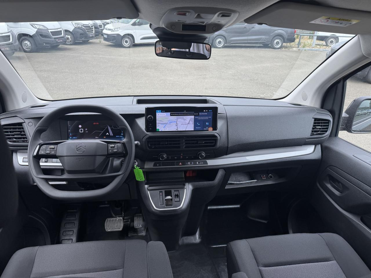 Citroen Jumpy XL 2.0 BLUEHDI 180CH S&S CABINE APPROFONDIE FIXE EAT8 5 PLACES - الشاحنات الصغيرة كابينة مزدوجة: صورة 3 Citroen Jumpy XL 2.0 BLUEHDI 180CH S&S CABINE APPROFONDIE FIXE EAT8 5 PLACES - الشاحنات الصغيرة كابينة مزدوجة: صورة 3