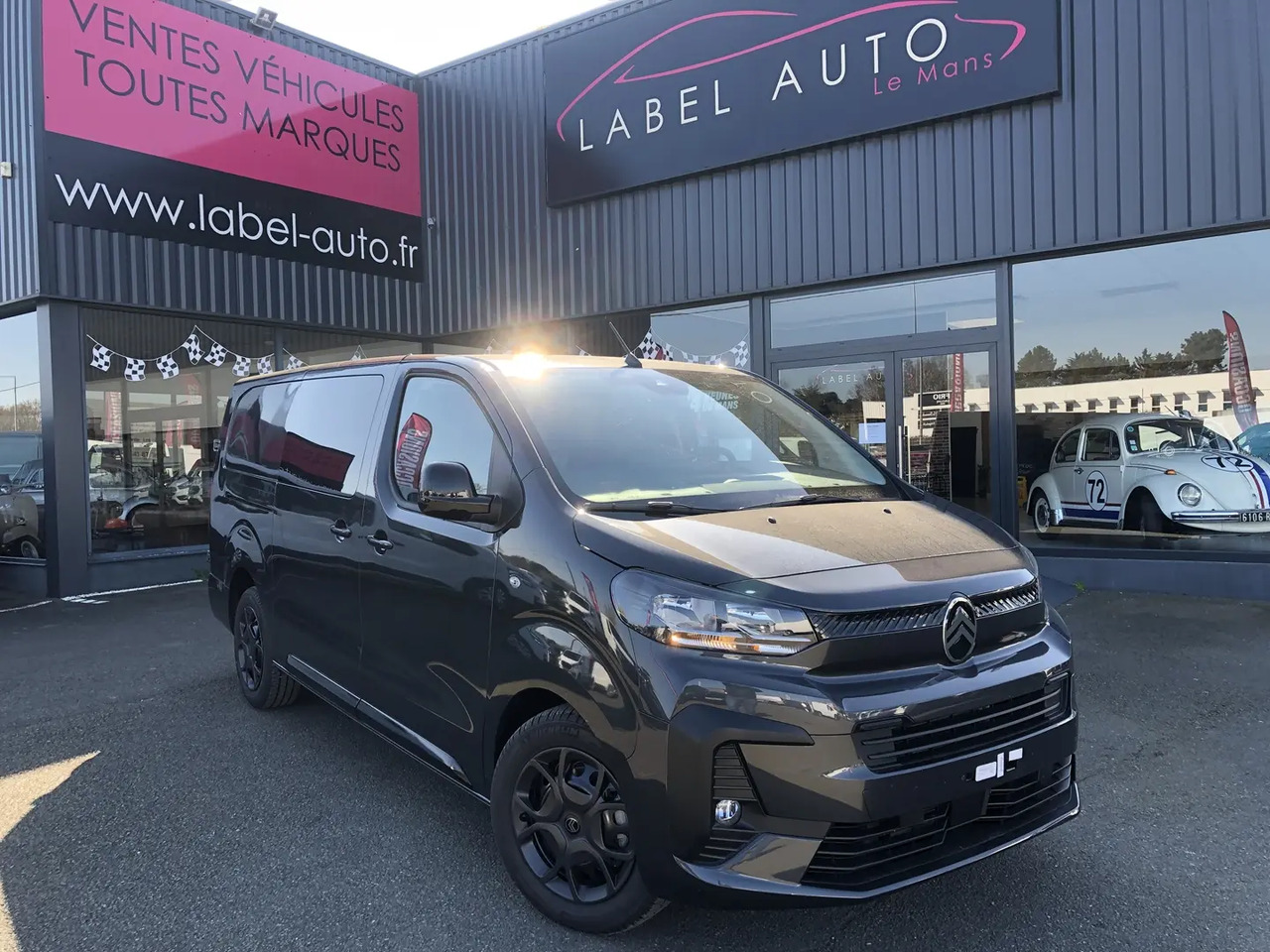 Citroen Jumpy XL 2.0 BLUEHDI 180CH S&S CABINE APPROFONDIE FIXE EAT8 - الشاحنات الصغيرة كابينة مزدوجة: صورة 1 Citroen Jumpy XL 2.0 BLUEHDI 180CH S&S CABINE APPROFONDIE FIXE EAT8 - الشاحنات الصغيرة كابينة مزدوجة: صورة 1