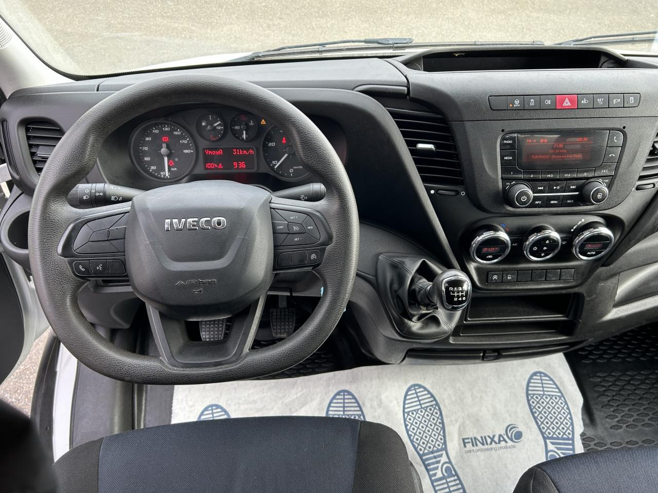 IVECO Daily 35 C 14 S&S (Quad-Leaf) CHASSIS CABINE 2014 35C/35S Chassis cabine 35 C Epmt.3.75 PHASE 3 - قلاب صغير: صورة 4 IVECO Daily 35 C 14 S&S (Quad-Leaf) CHASSIS CABINE 2014 35C/35S Chassis cabine 35 C Epmt.3.75 PHASE 3 - قلاب صغير: صورة 4
