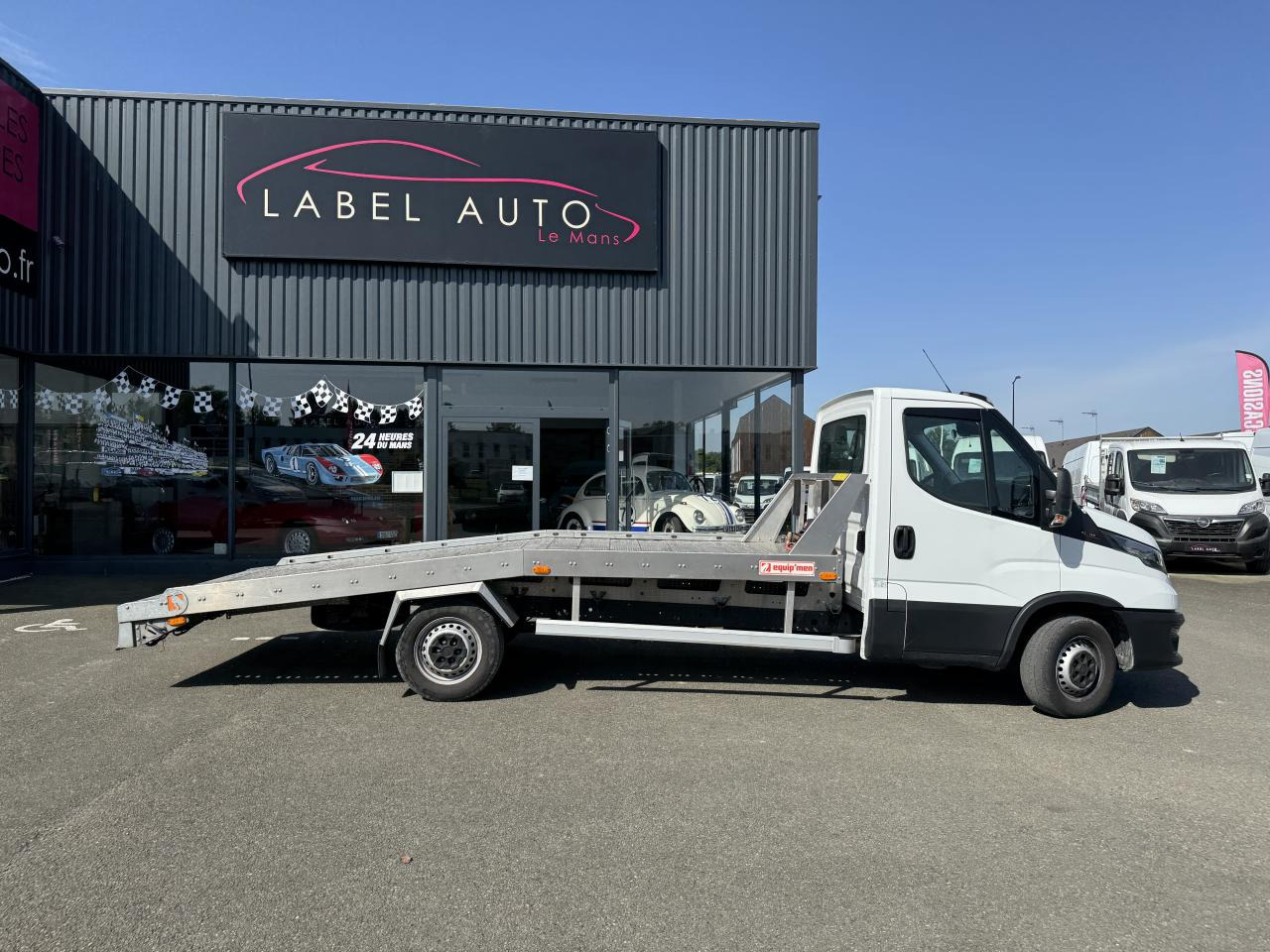 IVECO Daily 35 S 16H3.0 (Quad-Leaf) PORTE VOITURE - شاحنة سحب: صورة 1 IVECO Daily 35 S 16H3.0 (Quad-Leaf) PORTE VOITURE - شاحنة سحب: صورة 1