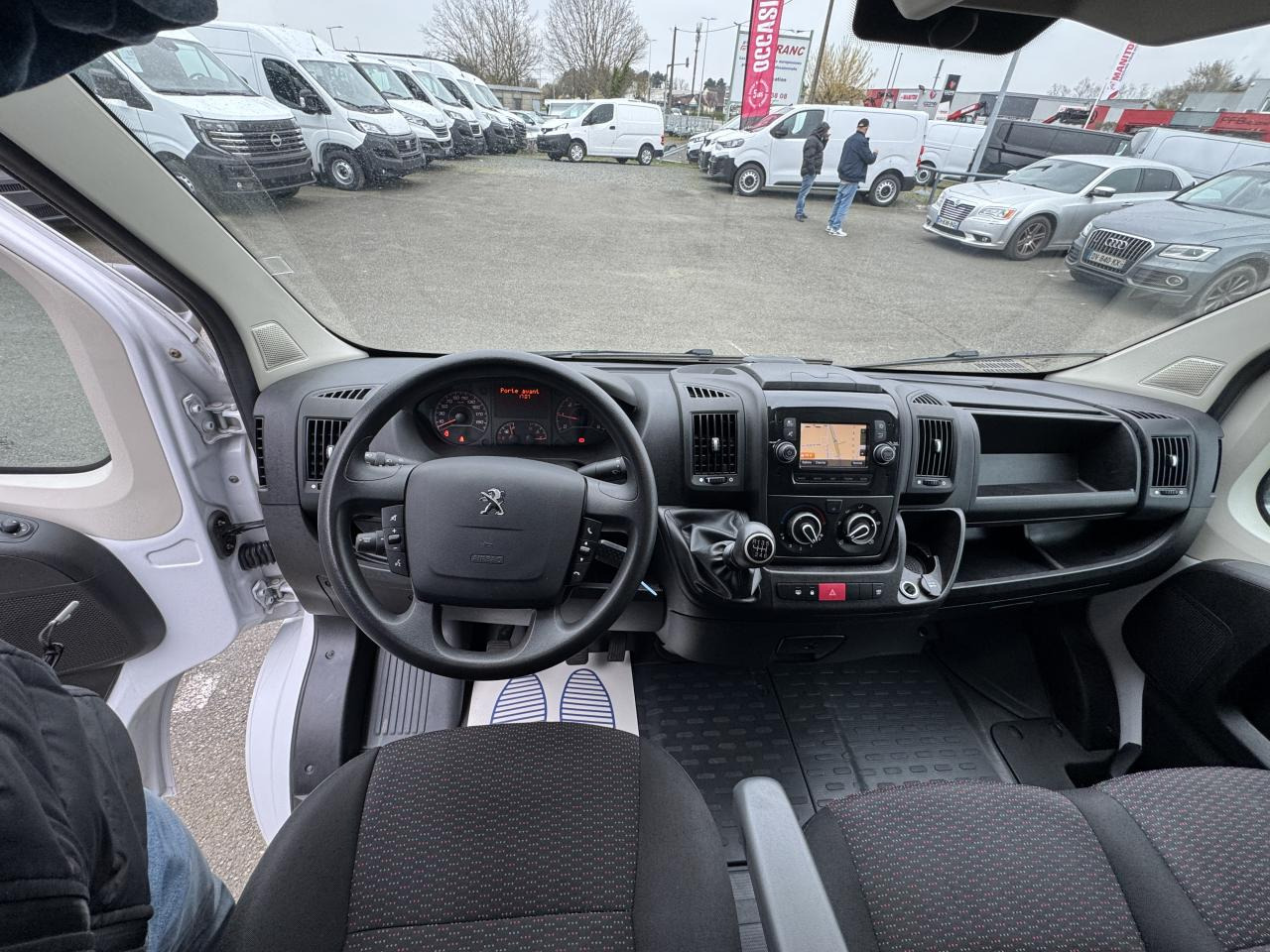 PEUGEOT BOXER 3T3 L3H2 2.2 HDI 140CH ASPHALT - فان: صورة 4 PEUGEOT BOXER 3T3 L3H2 2.2 HDI 140CH ASPHALT - فان: صورة 4