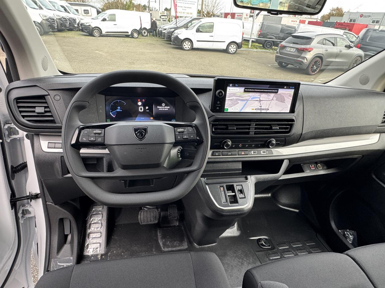 PEUGEOT Expert M 2.0 BlueHDi - 180 S&S - BV EAT8 III FOURGON Fourgon PHASE 2 - فان: صورة 5 PEUGEOT Expert M 2.0 BlueHDi - 180 S&S - BV EAT8 III FOURGON Fourgon PHASE 2 - فان: صورة 5