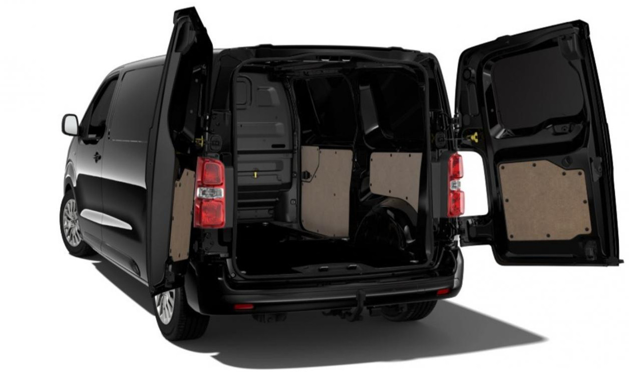 PEUGEOT Expert M 2.0 BlueHDi 180 S&S  BV EAT8  III FOURGON PHASE 2 - فان: صورة 5 PEUGEOT Expert M 2.0 BlueHDi 180 S&S  BV EAT8  III FOURGON PHASE 2 - فان: صورة 5