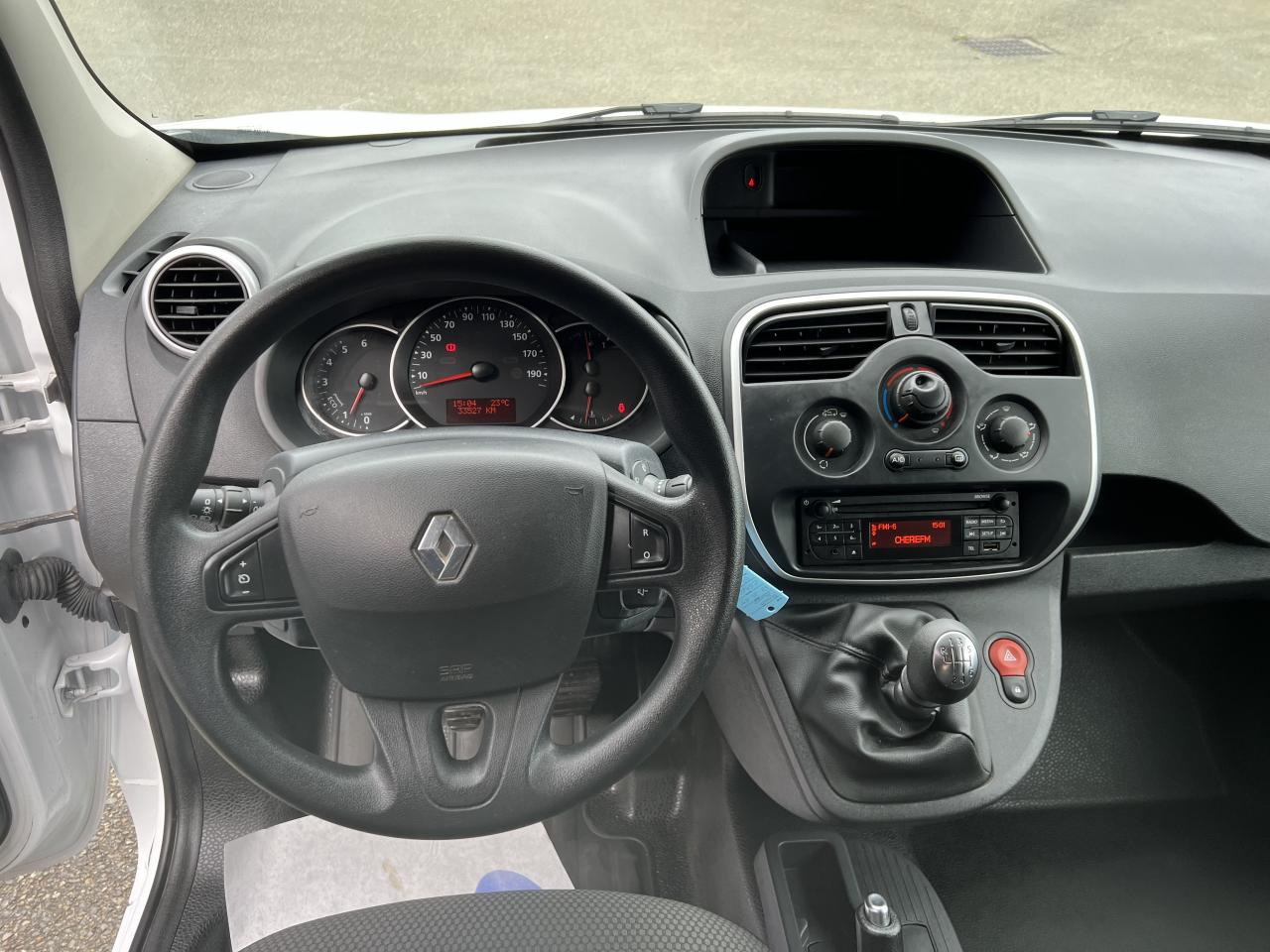 RENAULT KANGOO 1.5 DCI 80CH CONFORT - فان: صورة 4 RENAULT KANGOO 1.5 DCI 80CH CONFORT - فان: صورة 4