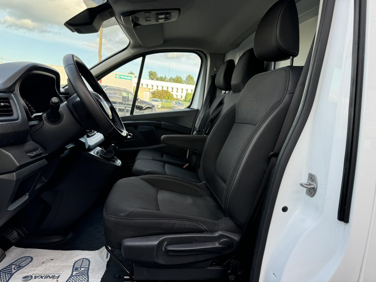 RENAULT TRAFIC L2H1 2.0 DCI 130CH GRAND CONFORT - فان: صورة 5 RENAULT TRAFIC L2H1 2.0 DCI 130CH GRAND CONFORT - فان: صورة 5