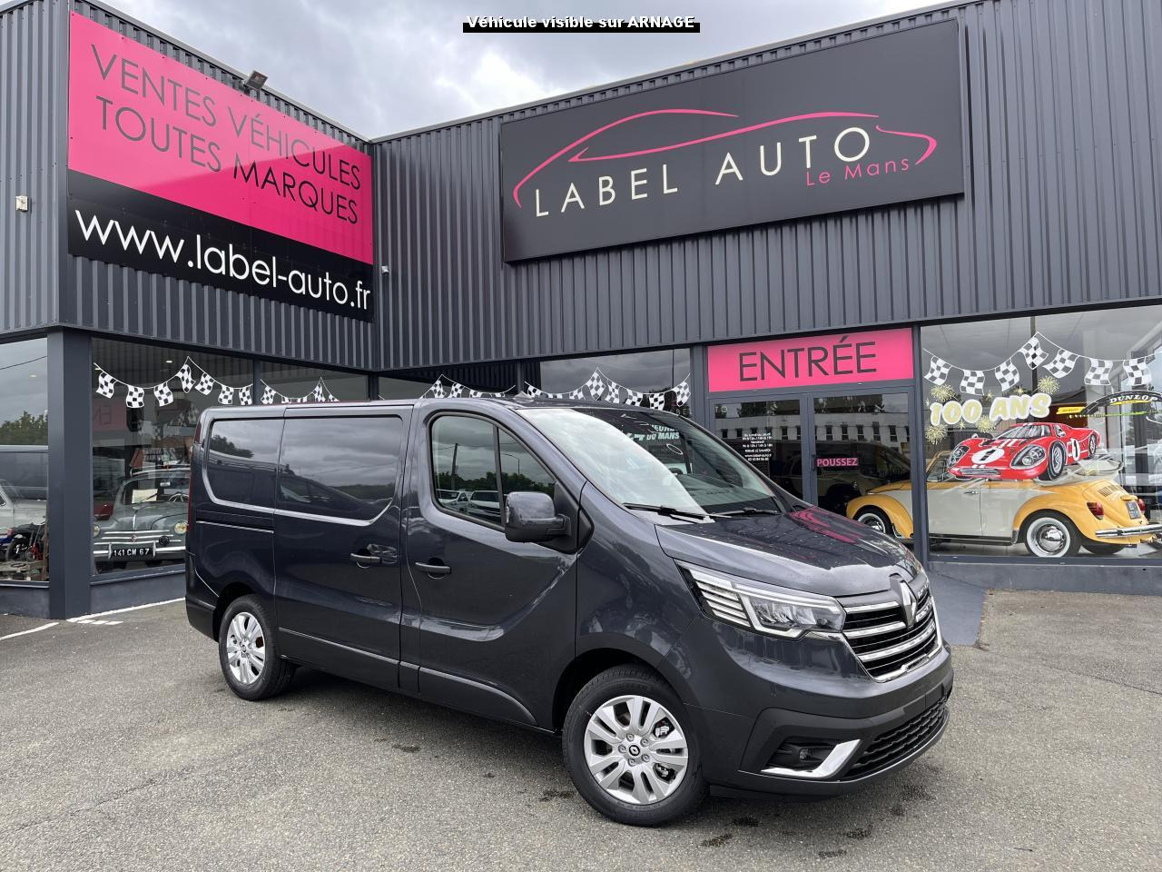 RENAULT Trafic L1H1 2800 Kg 2.0 Blue dCi - 150 - BVA 2025 III FOURGON Fourgon Advance L1H1 PHASE 3 - فان: صورة 1 RENAULT Trafic L1H1 2800 Kg 2.0 Blue dCi - 150 - BVA 2025 III FOURGON Fourgon Advance L1H1 PHASE 3 - فان: صورة 1