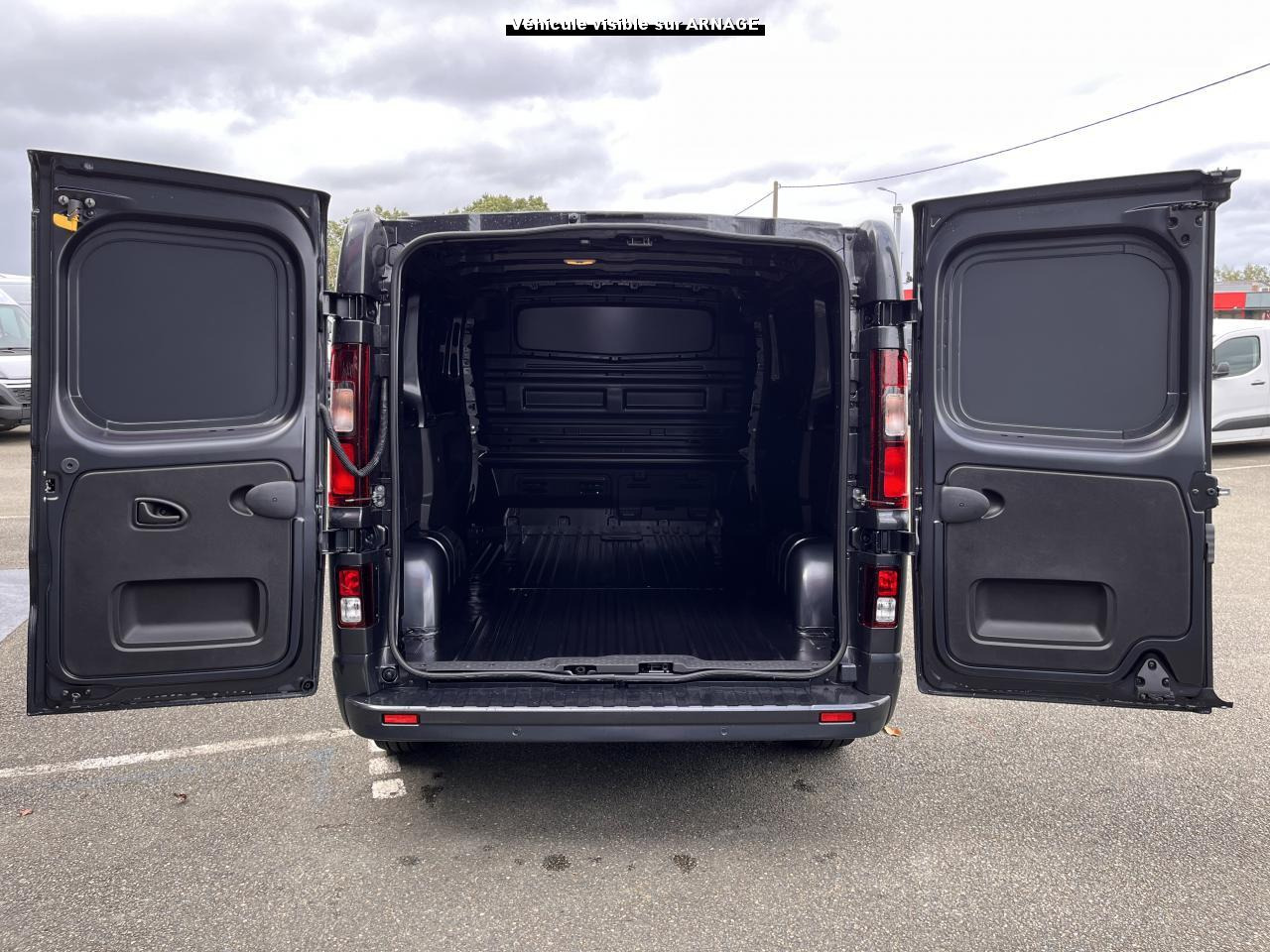 RENAULT Trafic L1H1 2800 Kg 2.0 Blue dCi - 150 - BVA 2025 III FOURGON Fourgon Advance L1H1 PHASE 3 - فان: صورة 3 RENAULT Trafic L1H1 2800 Kg 2.0 Blue dCi - 150 - BVA 2025 III FOURGON Fourgon Advance L1H1 PHASE 3 - فان: صورة 3