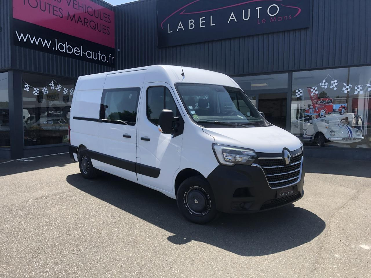 Renault Master F3300 L2H2 2.3 DCI 135CH CABINE APPROFONDIE CONFORT 7 PLACES - الشاحنات الصغيرة كابينة مزدوجة: صورة 1 Renault Master F3300 L2H2 2.3 DCI 135CH CABINE APPROFONDIE CONFORT 7 PLACES - الشاحنات الصغيرة كابينة مزدوجة: صورة 1