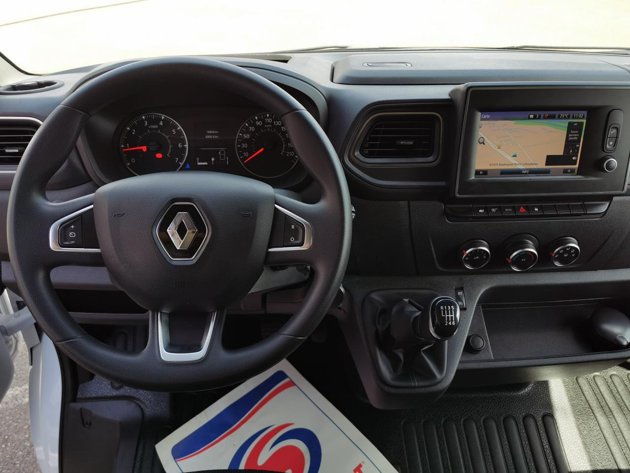 Renault Master Grand Confort F3500 L3H2 2.3 Energy dCi - 150 III FOURGON Fourgon L3H2 Traction PHASE 3 - فان: صورة 4 Renault Master Grand Confort F3500 L3H2 2.3 Energy dCi - 150 III FOURGON Fourgon L3H2 Traction PHASE 3 - فان: صورة 4