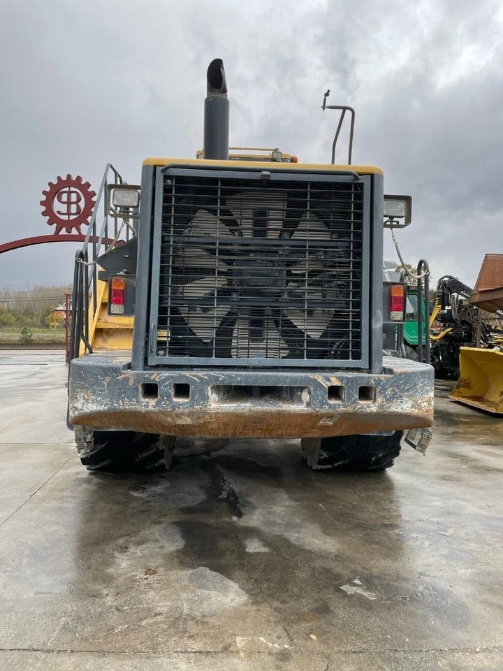 Komatsu WA 600-6 - اللودر بعجل: صورة 3 Komatsu WA 600-6 - اللودر بعجل: صورة 3