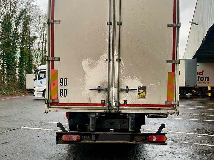 Iveco Eurocargo 120el22 - شاحنة صندوقية: صورة 4 Iveco Eurocargo 120el22 - شاحنة صندوقية: صورة 4
