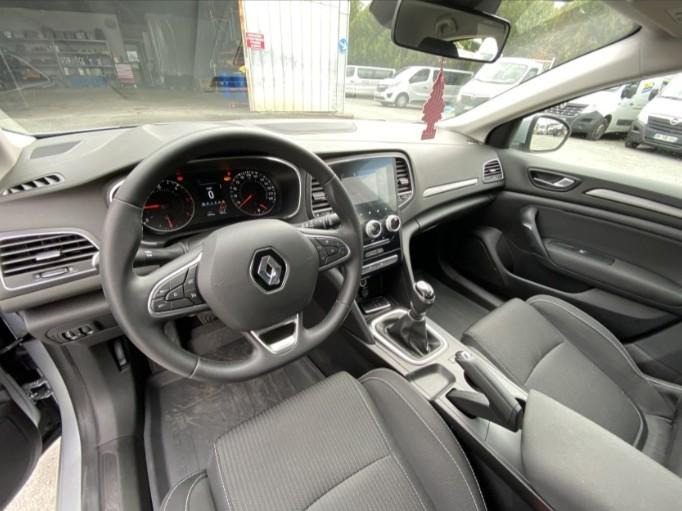 RENAULT MEGANE - سيارة: صورة 3 RENAULT MEGANE - سيارة: صورة 3