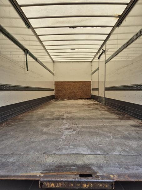 Renault Midlum 180.12 H Extra Light Fourgon polyfond avec Hayon repliable - شاحنة صندوقية: صورة 3 Renault Midlum 180.12 H Extra Light Fourgon polyfond avec Hayon repliable - شاحنة صندوقية: صورة 3