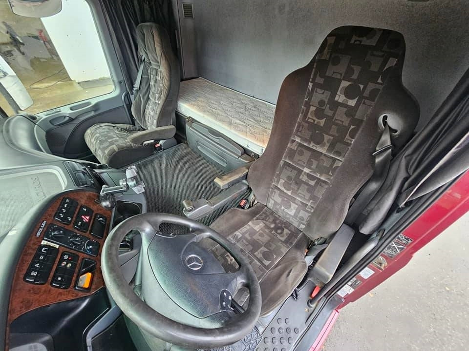 شاحنة كرين Mercedes-Benz Actros 2544: صورة 37 شاحنة كرين Mercedes-Benz Actros 2544: صورة 37