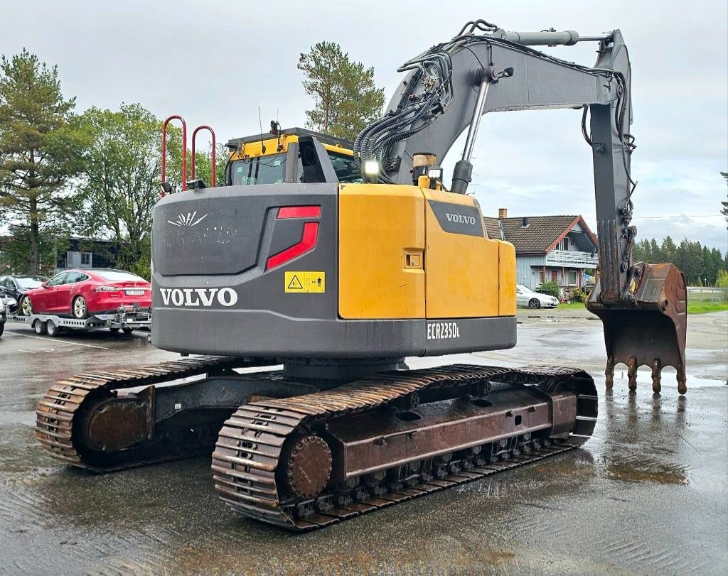 Volvo ECR235 DL - حفار زاحف: صورة 5 Volvo ECR235 DL - حفار زاحف: صورة 5