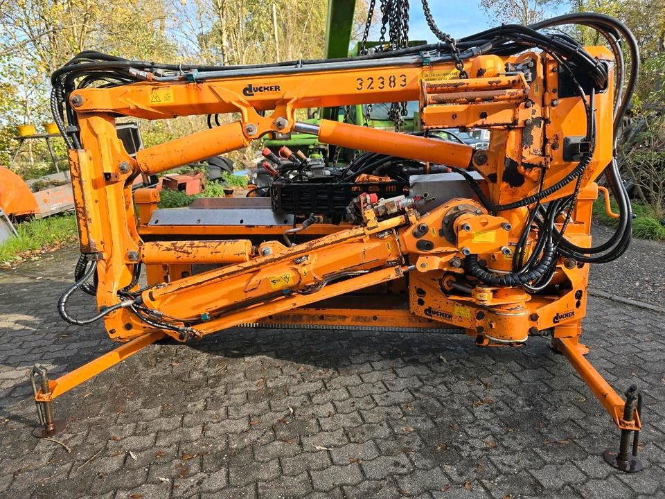 Dücker DUA 800 für Fendt Deutz Böschungsmäher Böschungsmulcher Traktor Bankettmäher 800 600 Mulag Una MHU - جزازة رافعة: صورة 4 Dücker DUA 800 für Fendt Deutz Böschungsmäher Böschungsmulcher Traktor Bankettmäher 800 600 Mulag Una MHU - جزازة رافعة: صورة 4