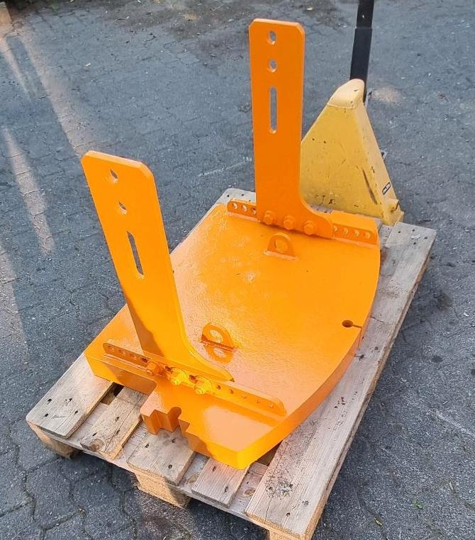 Heckgewicht Unimog 405 U400 U 300 500 400 318 423 427 429 430 530 527 535 Kontergewicht Mulag Mähausleger Böschungsmulcher Dücker - ثقل موازنة: صورة 2 Heckgewicht Unimog 405 U400 U 300 500 400 318 423 427 429 430 530 527 535 Kontergewicht Mulag Mähausleger Böschungsmulcher Dücker - ثقل موازنة: صورة 2