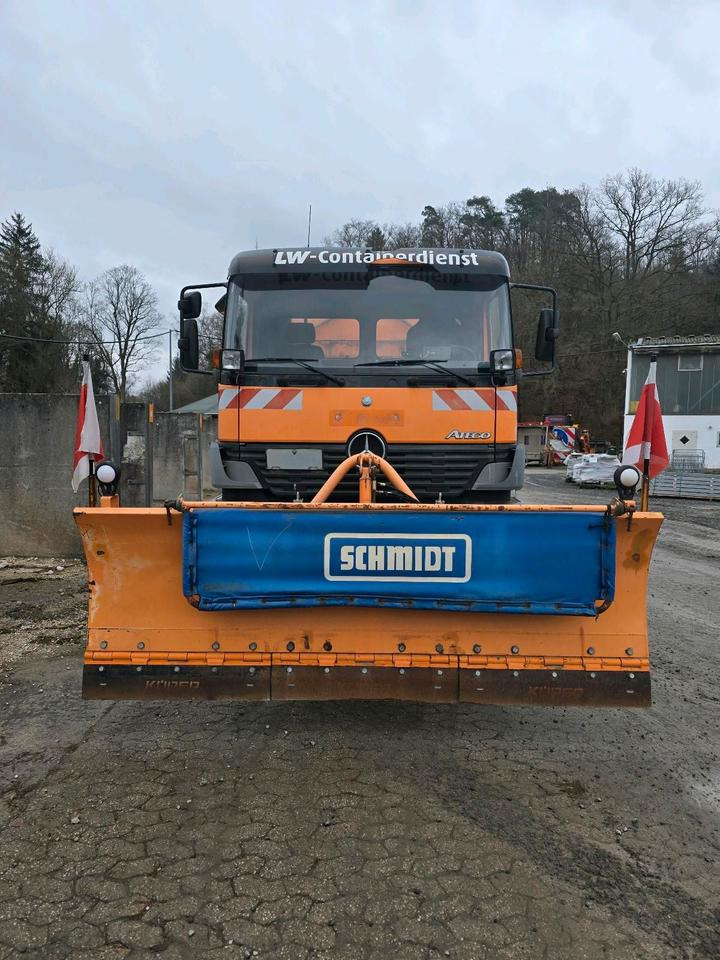 Mercedes-Benz Allrad Atego 1828 AK Absetzkipper Meiller Schmidt Schneepflug Küpper-Weisser Salzstreuer Allrad - جرافة ثلج: صورة 5 Mercedes-Benz Allrad Atego 1828 AK Absetzkipper Meiller Schmidt Schneepflug Küpper-Weisser Salzstreuer Allrad - جرافة ثلج: صورة 5