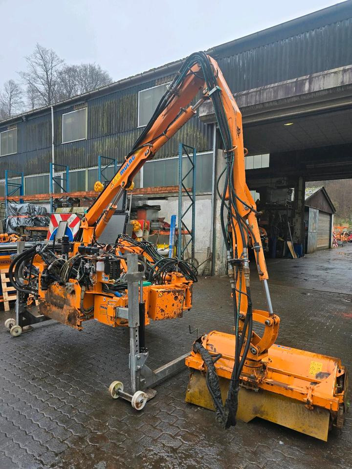 Mulag MKM 700 Böschungsmäher Böschungsmulcher FME für Unimog 405 U300 400 500 423 427 430 530 Dücker - جزازة رافعة: صورة 2 Mulag MKM 700 Böschungsmäher Böschungsmulcher FME für Unimog 405 U300 400 500 423 427 430 530 Dücker - جزازة رافعة: صورة 2