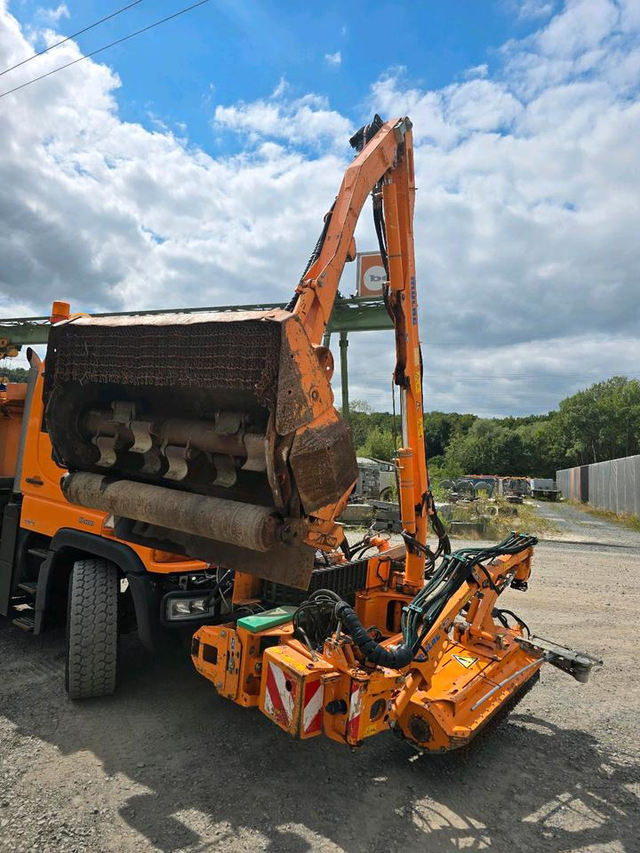 Mulag MKM 700 Mähausleger 2015 Böschungsmäher Böschungsmulcher Tandemmäher Für Unimog UGE UGN 405 427 424 U400 300 500 - جزازة رافعة: صورة 5 Mulag MKM 700 Mähausleger 2015 Böschungsmäher Böschungsmulcher Tandemmäher Für Unimog UGE UGN 405 427 424 U400 300 500 - جزازة رافعة: صورة 5