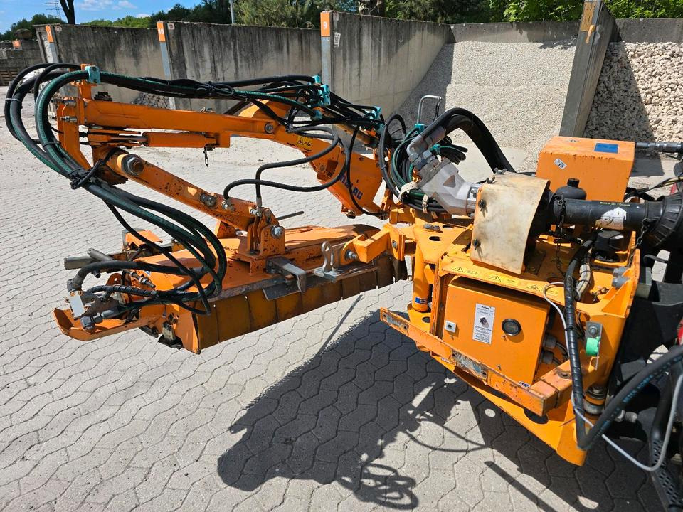 Mulag MRM 300 Randstreifenmäher Leitpfostenmähgerät Böschungsmäher Böschungsmulcher Unimog 400 300 500 423 430 318 530 Mulchgerät - جزازة حافة: صورة 4 Mulag MRM 300 Randstreifenmäher Leitpfostenmähgerät Böschungsmäher Böschungsmulcher Unimog 400 300 500 423 430 318 530 Mulchgerät - جزازة حافة: صورة 4