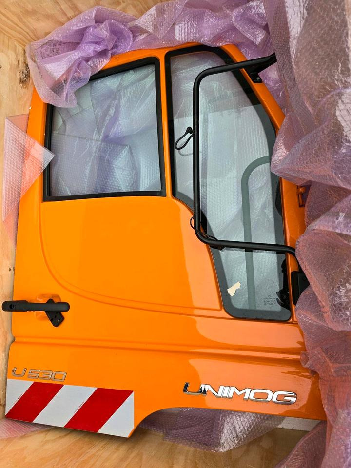 Neue Beifahrertür Tür Unimog 405 U 530 527 318 327 423 427 430 435 535 U300 400 500 Mercedes-Benz Mähtür Mulag - باب و قطع الغيار - جرافة ثلج: صورة 1 Neue Beifahrertür Tür Unimog 405 U 530 527 318 327 423 427 430 435 535 U300 400 500 Mercedes-Benz Mähtür Mulag - باب و قطع الغيار - جرافة ثلج: صورة 1
