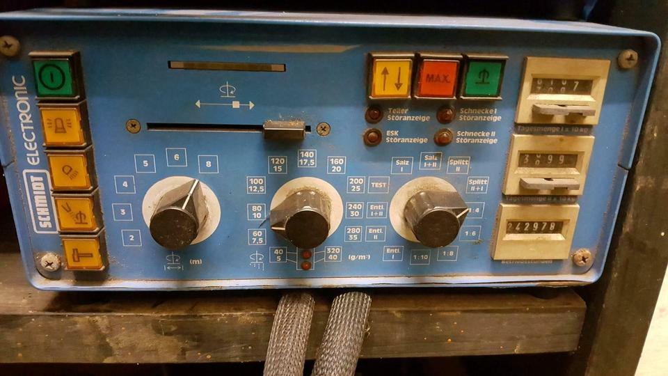 Schmidt Salzstreuer SST DST Hydr. Steuerblock Platine Steuerung - صمام هيدروليكي - سيارة خدمات/ سيارة خاصة: صورة 4 Schmidt Salzstreuer SST DST Hydr. Steuerblock Platine Steuerung - صمام هيدروليكي - سيارة خدمات/ سيارة خاصة: صورة 4