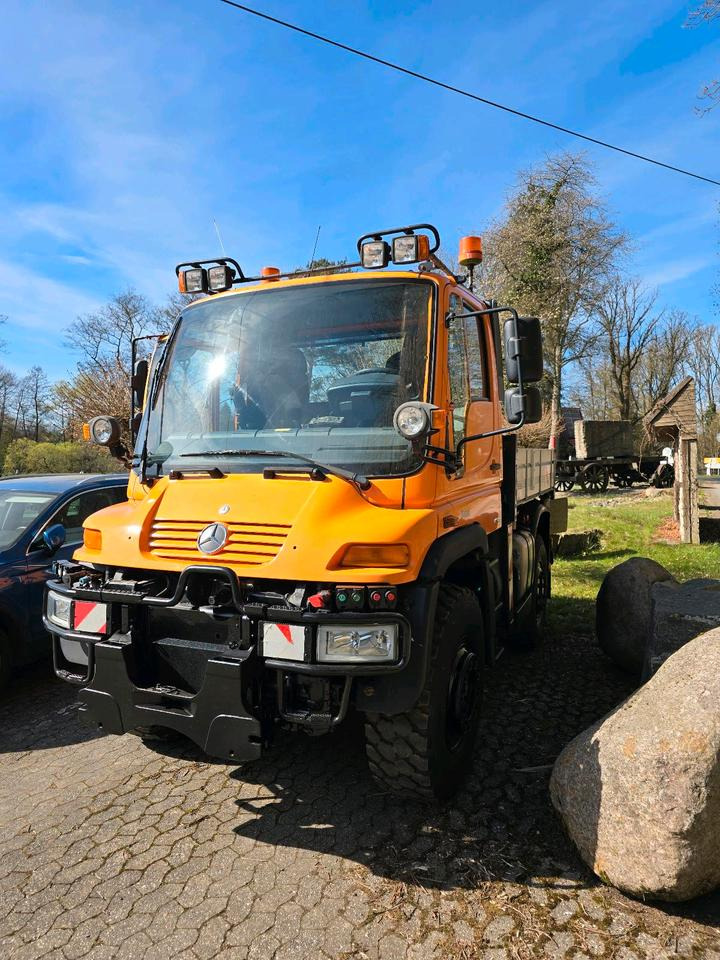 Unimog 405/10 U400 Bluetec 5 Leistungshydraulik Hydrostat U 400 500 300 Mercedes-Benz 318 218 430 423 427 - جرافة ثلج: صورة 2 Unimog 405/10 U400 Bluetec 5 Leistungshydraulik Hydrostat U 400 500 300 Mercedes-Benz 318 218 430 423 427 - جرافة ثلج: صورة 2