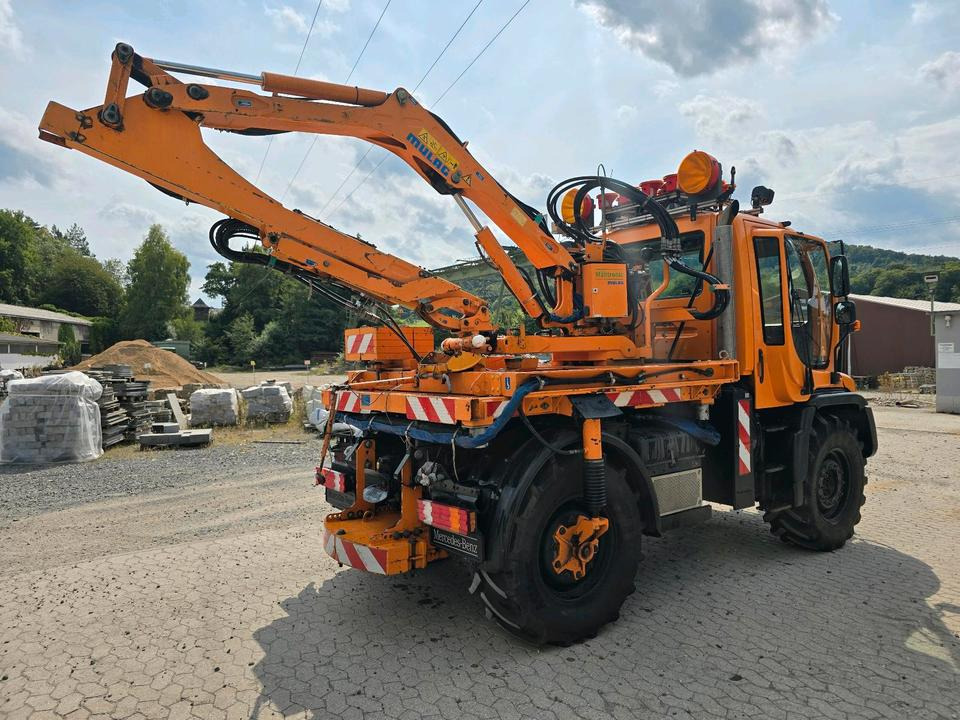 Unimog U400 6-Zylinder 2010 405/10 405/12 NKS-Z-UGN-43K Bluetec 5 Mercedes-Benz UGE UGN Mulag MHU 800 Mähausleger Böschungsmäher Böschungsmulcher Küpper-Weisser IMS Salzstreuer - جرافة ثلج: صورة 4 Unimog U400 6-Zylinder 2010 405/10 405/12 NKS-Z-UGN-43K Bluetec 5 Mercedes-Benz UGE UGN Mulag MHU 800 Mähausleger Böschungsmäher Böschungsmulcher Küpper-Weisser IMS Salzstreuer - جرافة ثلج: صورة 4
