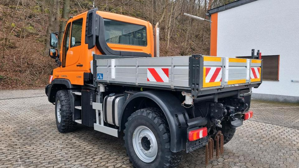 Zu vermieten Unimog 405 U318 423 429 430 Mercedes Benz 318 527 Vermietung - جرافة ثلج: صورة 5 Zu vermieten Unimog 405 U318 423 429 430 Mercedes Benz 318 527 Vermietung - جرافة ثلج: صورة 5