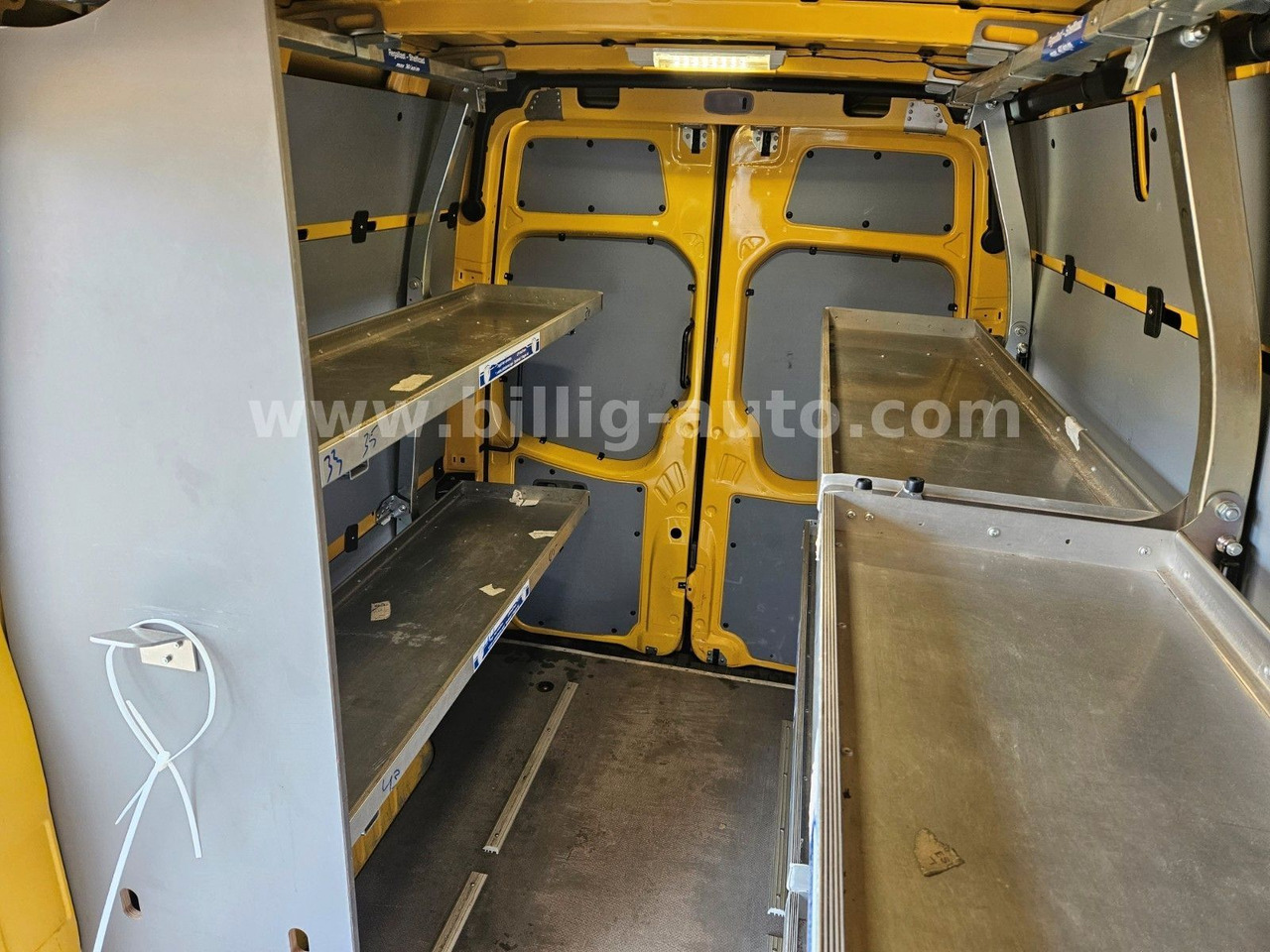 Mercedes-Benz Sprinter 314 CAM Bluetooth Durchgang Regal 1.Hd - ميكروباص: صورة 3 Mercedes-Benz Sprinter 314 CAM Bluetooth Durchgang Regal 1.Hd - ميكروباص: صورة 3
