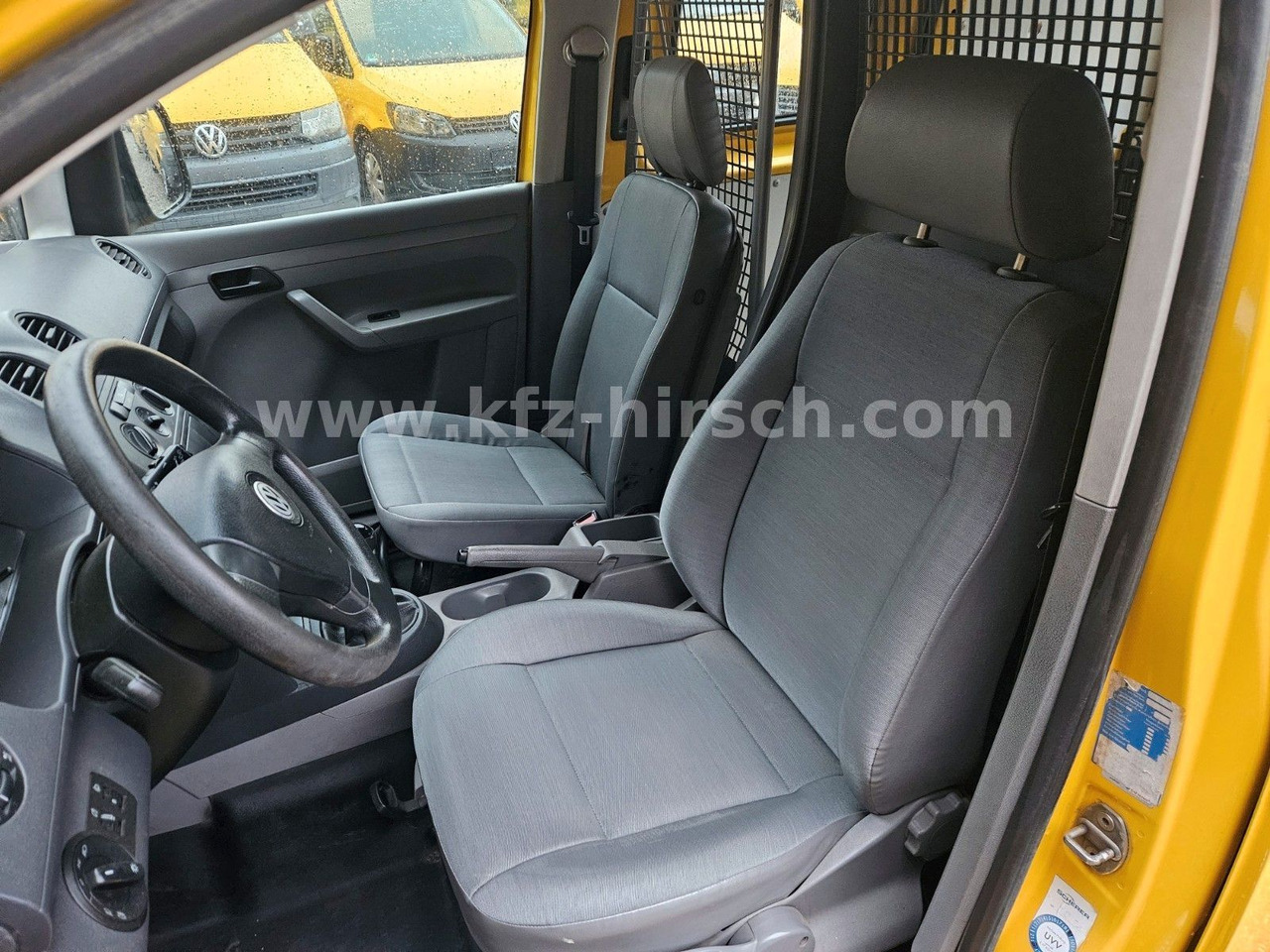 Volkswagen Caddy 2.0 SDI*1.Hand*2-Sitzer*2xSchiebetüre - ميكروباص: صورة 3 Volkswagen Caddy 2.0 SDI*1.Hand*2-Sitzer*2xSchiebetüre - ميكروباص: صورة 3