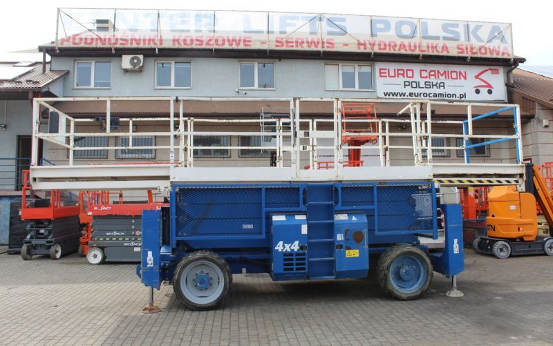 Podnośnik nożycowy 4x4 spalinowy 15 m Genie GS4390 - مرفاع مقصي: صورة 5 Podnośnik nożycowy 4x4 spalinowy 15 m Genie GS4390 - مرفاع مقصي: صورة 5