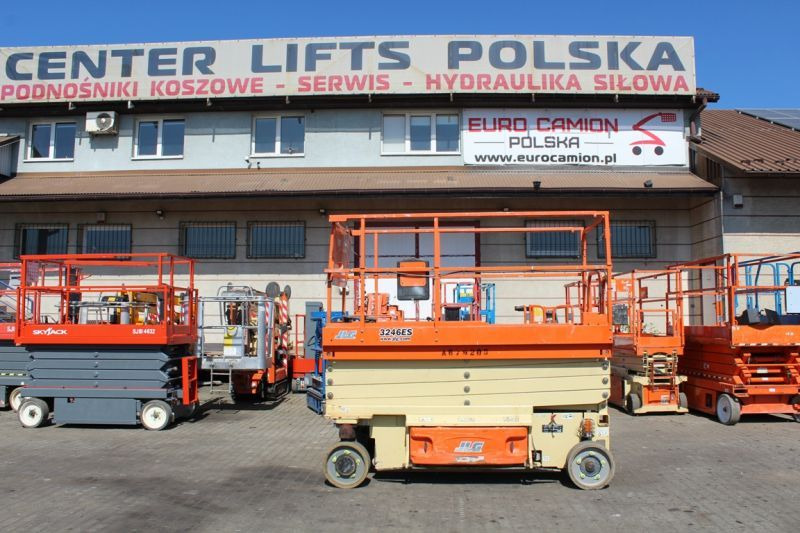 Podnośnik nożycowy elektryczny 12 m JLG 3246 ES - مرفاع مقصي: صورة 5 Podnośnik nożycowy elektryczny 12 m JLG 3246 ES - مرفاع مقصي: صورة 5