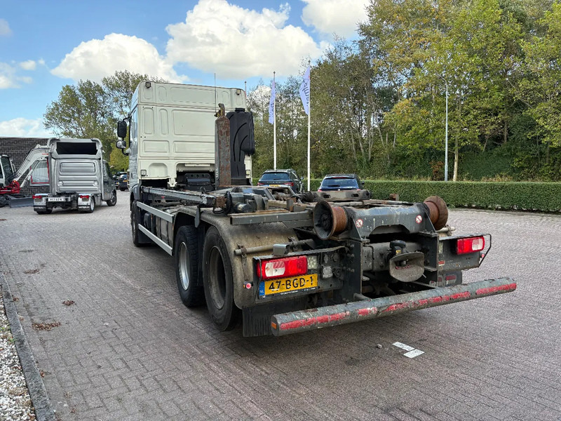 DAF XF 440 6x2 / VDL 21 TON / AFNET SYSTEEM / DUBBELLUCHT SLEPER / APK - TUV JUNI 2026 / - شاحنة برافعة خطافية: صورة 3 DAF XF 440 6x2 / VDL 21 TON / AFNET SYSTEEM / DUBBELLUCHT SLEPER / APK - TUV JUNI 2026 / - شاحنة برافعة خطافية: صورة 3
