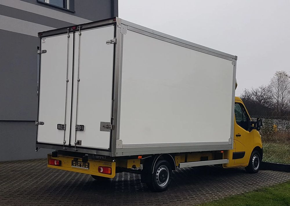 Renault MASTER KONTENER 8EP 4,21x2,23x2,22 KLIMA MANUAL KRAJOWY 6-BIEGÓW - شاحنة بصندوق مغلق: صورة 4 Renault MASTER KONTENER 8EP 4,21x2,23x2,22 KLIMA MANUAL KRAJOWY 6-BIEGÓW - شاحنة بصندوق مغلق: صورة 4