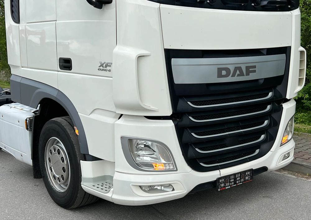 DAF * DAF XF 106 * SPROWADZONY * SUPER STAN CIĄGNIK SIODŁOWY Euro 6 - رأس تريلا: صورة 2 DAF * DAF XF 106 * SPROWADZONY * SUPER STAN CIĄGNIK SIODŁOWY Euro 6 - رأس تريلا: صورة 2